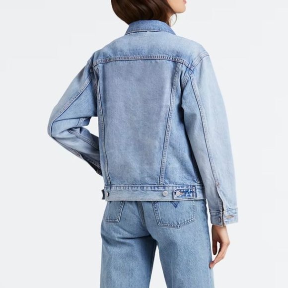 Levi's 90’s BOYFRIEND TRUCKER JACKET - Picture 2 of 2